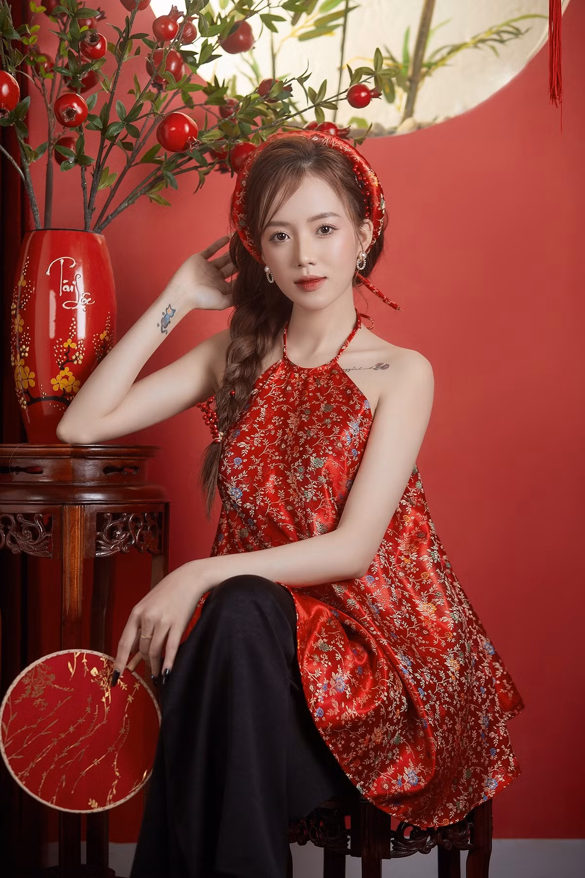 Với sự nỗ lực không ngừng, cuộc sống hiện tại của Mèo Trái Đất đã hoàn toàn khác biệt. Cô không chỉ gây dựng lại được thương hiệu cá nhân mà còn nhận được sự yêu mến, ủng hộ nhiệt tình từ cộng đồng mạng.