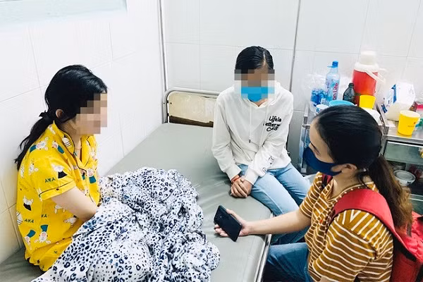 Vu nu sinh An Giang nghi tu tu: Ky luat HS khong dung quy dinh