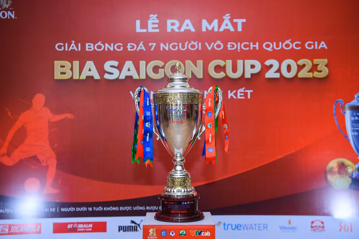 VCK giai Bong da 7 nguoi VDQG 2023: CLB nao se xung vuong?