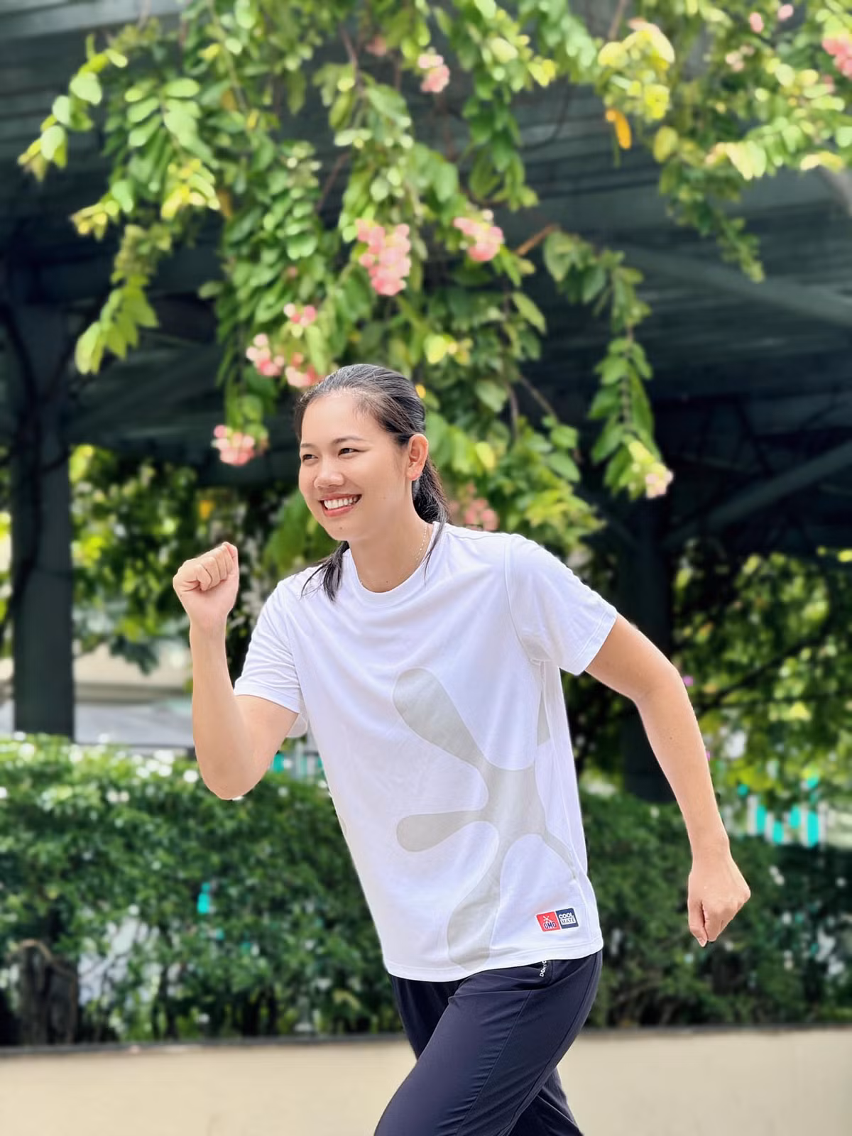Dù chưa chính thức công khai trên truyền thông nhưng Ánh Viên và bạn trai tin đồn cũng không ngần ngại thể hiện tình cảm bằng những bình luận tương tác trên mạng xã hội.