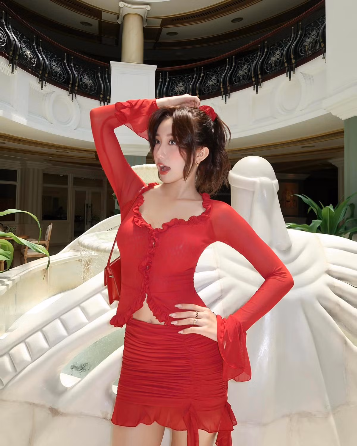 Hot TikToker Huyền 2k4 không còn xa lại gì đối với cộng đồng mạng, cô nàng là hot girl MXH nổi tiếng với hàng triệu lượt theo dõi trên nhiều nền tảng.