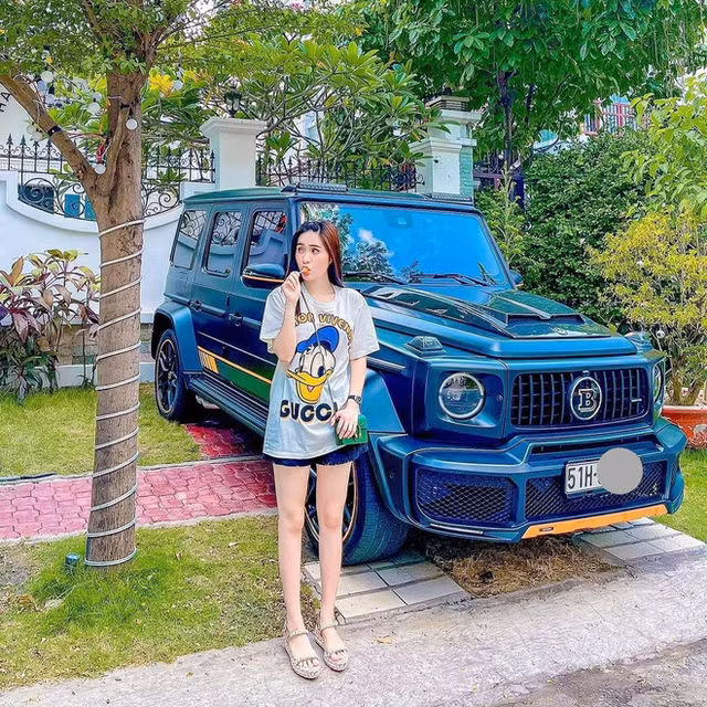 Đoàn Di Băng nói thêm khi nào căn nhà mới hoàn thiện, gia đình cô sẽ tuyển thêm người giúp việc, chăm lo cho nhà cửa.