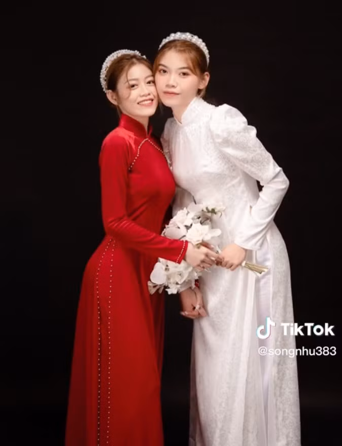 Đến nay, đám cưới của cặp đôi LGBT này vẫn đang được dân tình hết mực quan tâm.