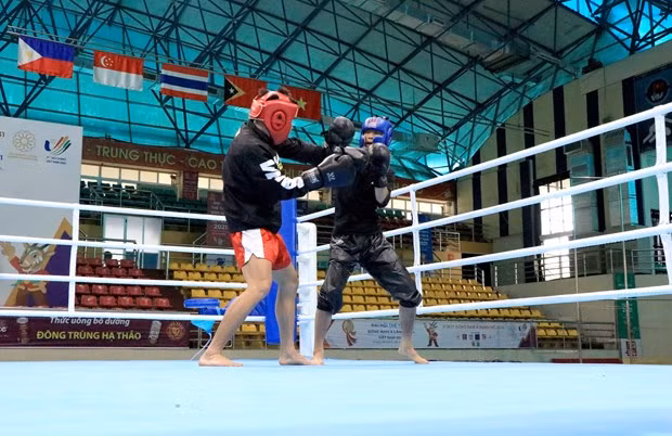 Truc tiep SEA Games 31 8/5: Kickboxing gianh chien thang 3 ngay ra quan-Hinh-3