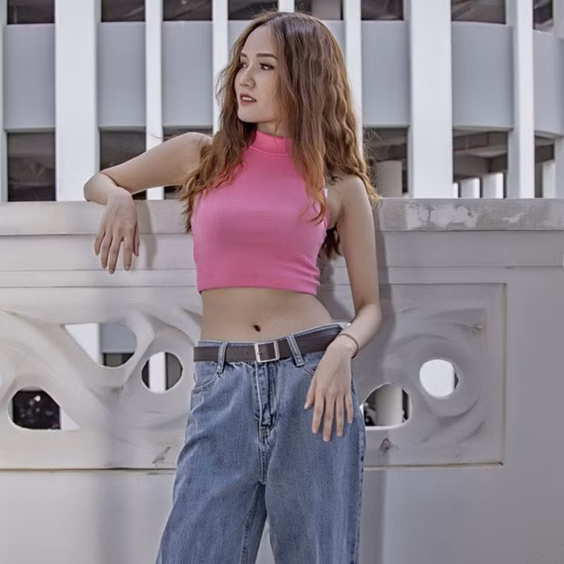Ái Thy hiện tại vẫn còn độc thân. Trên trang cá nhân, cô thường xuyên đăng tải những điều tích cực, lạc quan, sống hết mình vì công việc và những mối quan hệ xứng đáng.
