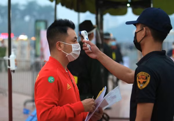 Thua toi thieu truoc A Rap Xe-ut, doi tuyen Viet Nam chua co diem-Hinh-18