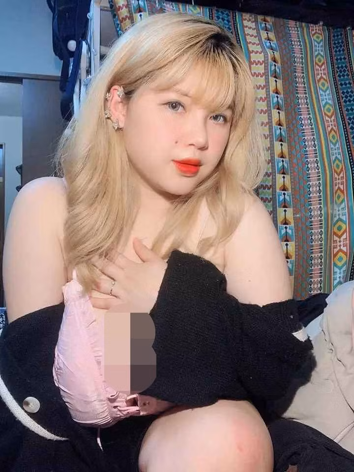 Ở xứ sở Mặt trời mọc, hot girl ngực khủng liên tục khoe cuộc sống của bản thân.