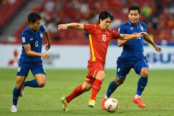 Khong con la chinh minh, doi tuyen Viet Nam bai tran truoc Thai Lan-Hinh-6