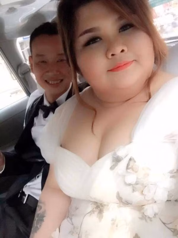 Chứng kiến câu chuyện của anh Hải Thanh và chị Kim Ngân, netizen để lại nhiều bình luận với đại ý rằng các cặp đôi sinh ra là dành cho nhau, định mệnh đã đưa hai con người xa lạ trở thành một mảnh ghép hoàn hảo.