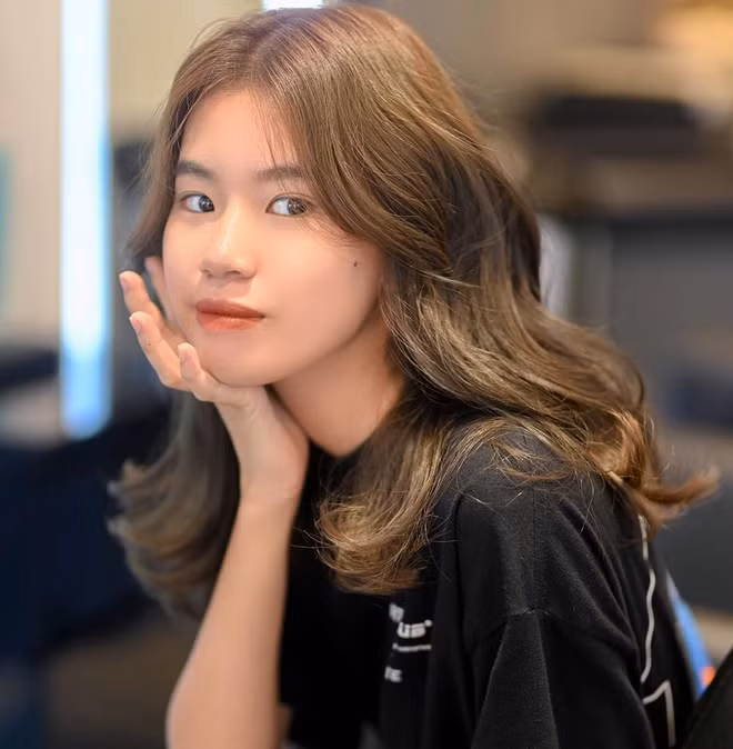 Không ít những lời khen tích cực được các fan gửi về nữ rapper 18 tuổi này và cho rằng việc thay đổi hình ảnh là cần thiết đối với một nghệ sĩ.