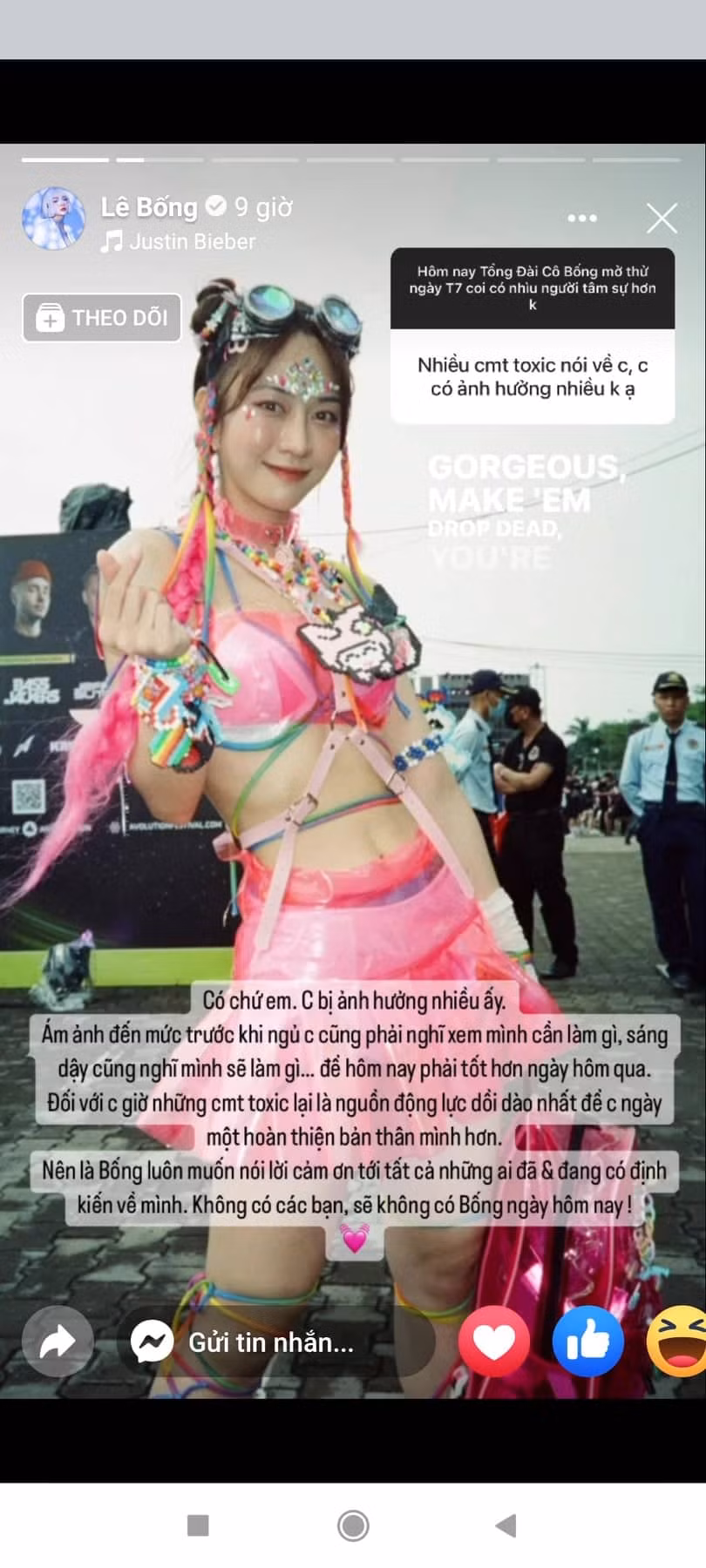 Còn về những bình luận tiêu cực, chê bai, Lê Bống thừa nhận cô cảm thấy ám ảnh nhưng cũng coi đó là động lực.