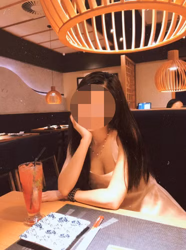Angela Phan tên thật là Phan Thị Ngọc Quyên (sinh năm 1995, đến từ Đắk Lắk). Sở hữu làn da trắng cùng nụ cười duyên dễ thương, cô nàng từng được mọi người ưu ái gọi là "hot girl vùng cao" hay "hot girl Đắk Lắk".