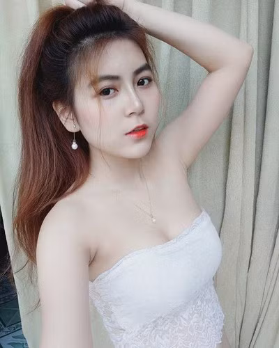 Ngoài ra, có thời điểm Nam Trân thường xuyên xuất hiện trong các video của Lộc Fuho.