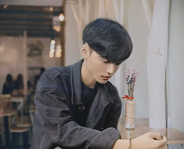 Theo tìm hiểu, số tiền 70 triệu đồng là do Hoài Thương dành dụm tích cóp trong nhiều năm liền từ việc đi làm thêm từng ngày.