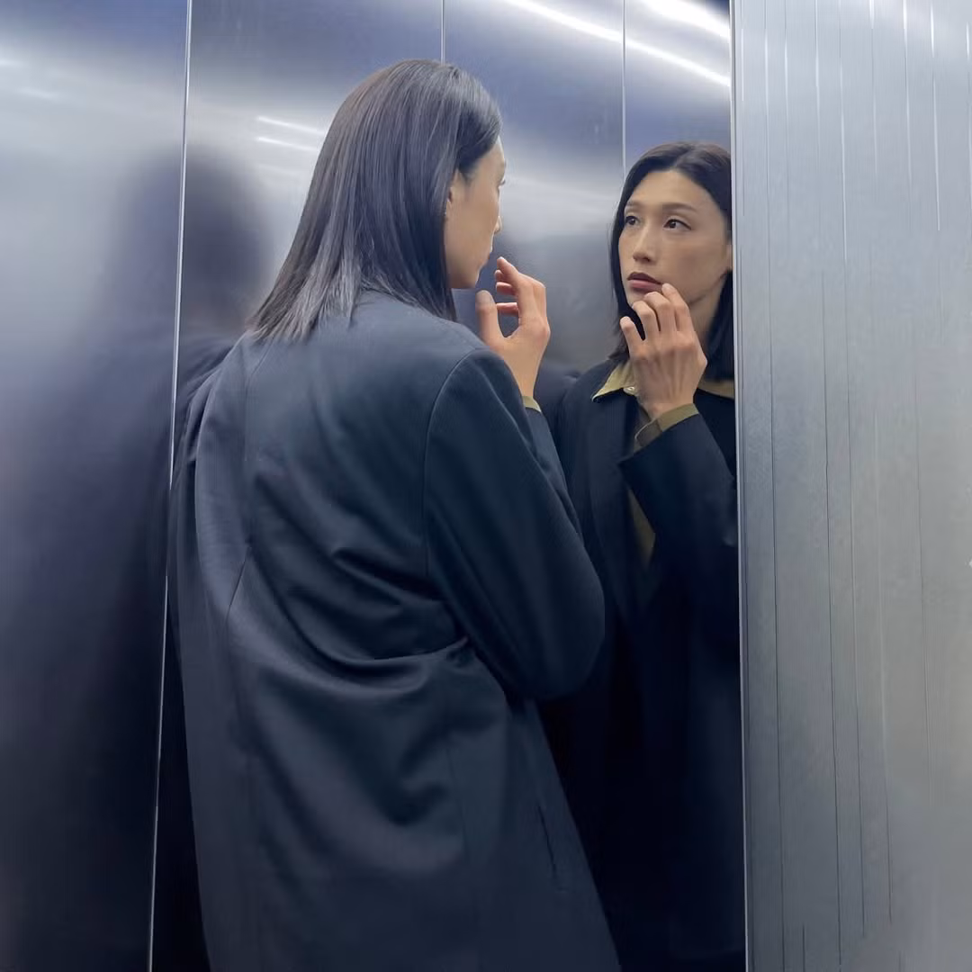 Với chiều cao 1m92 và khả năng bật nhảy lên tới 3m30, "nữ hoàng bóng chuyền" đã làm mưa làm gió trên khắp các sân đấu châu Âu, châu Á và thế giới.