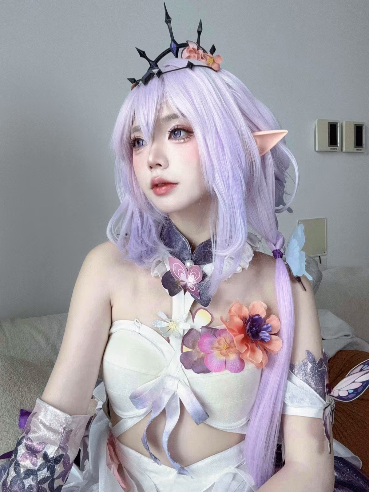 Với màn hóa thân lần này, Remind vừa chiều lòng fan, vừa chứng minh bản thân hoàn toàn có thể “cân” cả mảng cosplay chuyên nghiệp nếu cô nàng mong muốn theo đuổi.