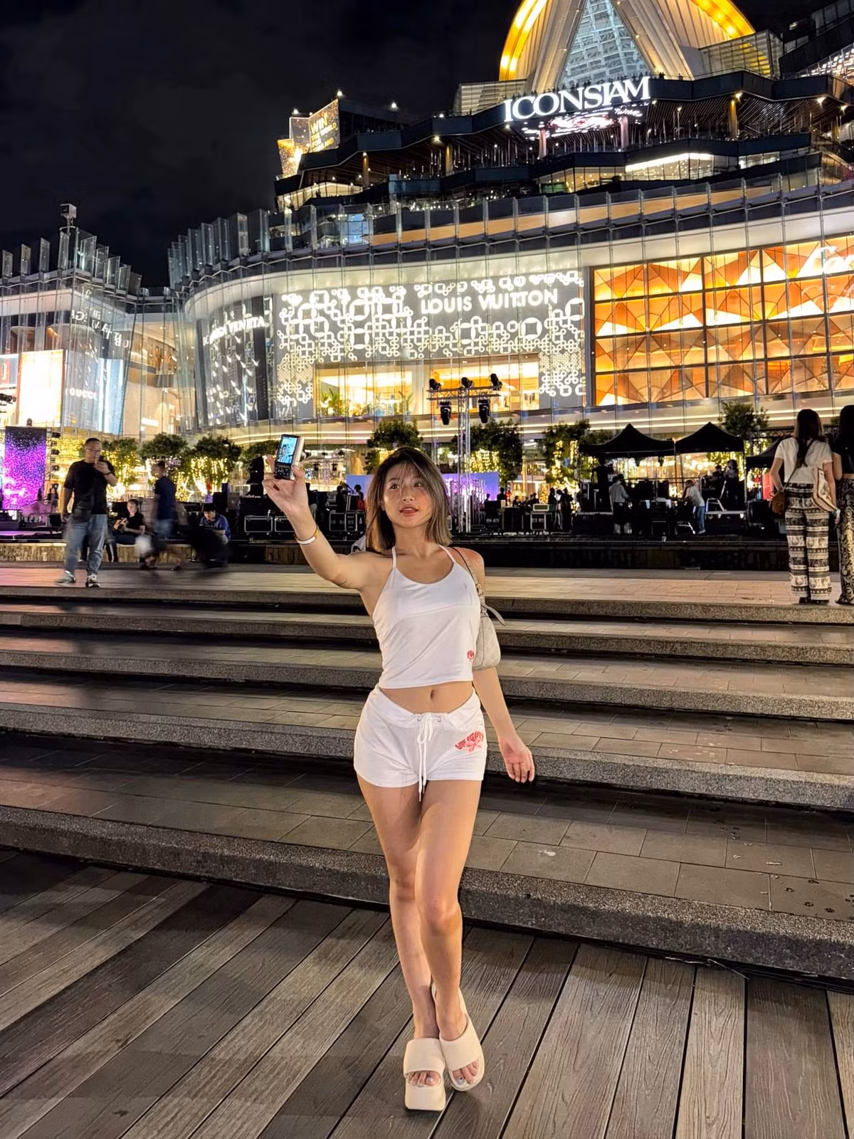 Động tác của Phạm Như Phương thực hiện yêu cầu sự phối hợp nhuần nhuyễn giữa bộ đôi lẫn kĩ năng uốn dẻo thuần thục của từng cá nhân.