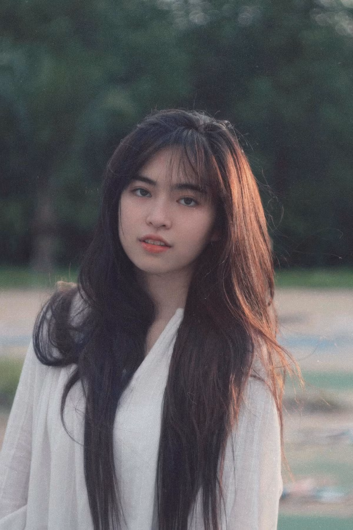 Bọn mình được học với một chiếc bao cao su và một quả dưa leo. Không nhớ đại khái như nào vì lúc đấy cả cô và trò đều ngại và lớp mình cũng cười ầm lên. Chốt buổi học mình cũng vẫn không hiểu gì". Khánh Vân chia sẻ thêm.