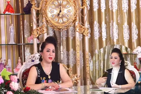Ban đầu, mọi người không khỏi thắc mắc lý do bà Hằng xin vắng mặt. Nhưng khi quay trở lại nữ CEO này đã kịp thay một bộ váy khác.