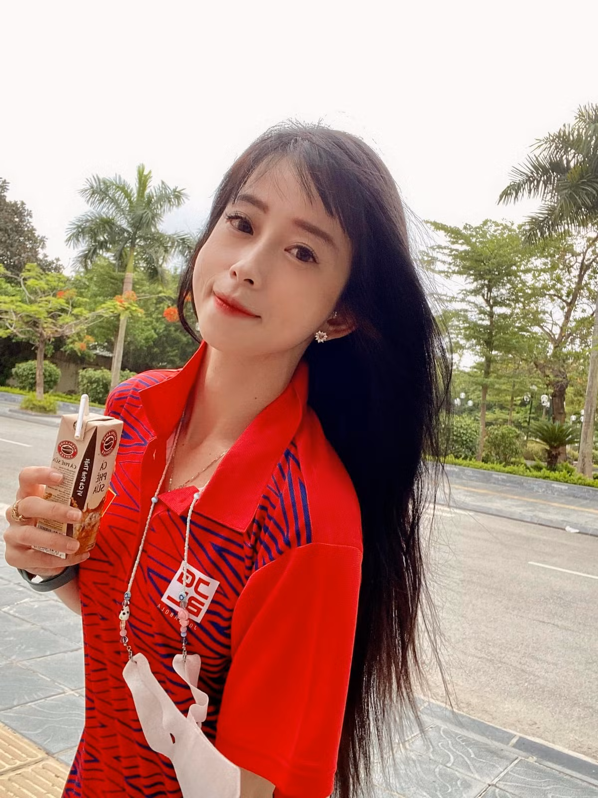 Tuyết Vân kể về cơ duyên đến với Taekwondo của mình rằng: "Một lần đi họp phụ huynh, ba tôi tình cờ thấy lớp Taekwondo có nhiều em nhỏ, trạc tuổi con gái mình. Vậy là ba quyết định chuyển tôi sang lớp Taekwondo. Ba nói luôn muốn tôi khỏe mạnh, tự tin và có thể tự xử lý các tình huống bất trắc gặp phải"