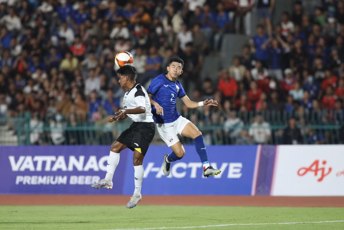 Sau chiến thắng của U22 Indonesia trước Philippines, chủ nhà SEA Games 32 là U22 Campuchia bước vào trận đấu ở khung 19h00 với đối thủ được đánh giá yếu hơn rất nhiều đó là Đông Timor.