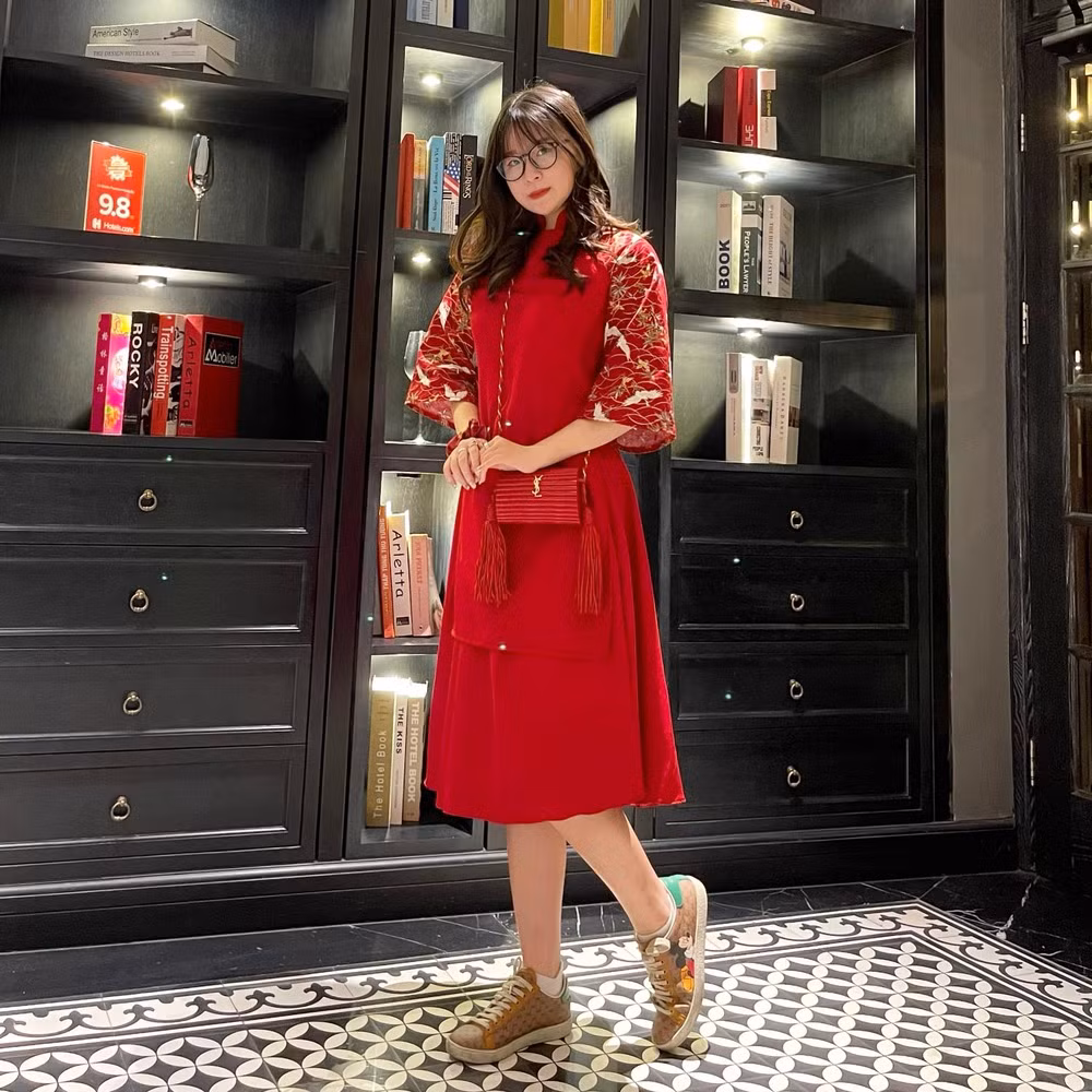 Hot girl TikTok Chao có tên thật là Châu Anh, sinh năm 2003), học sinh lớp 12 tại 1 trường quốc tế ở Hà Nội.