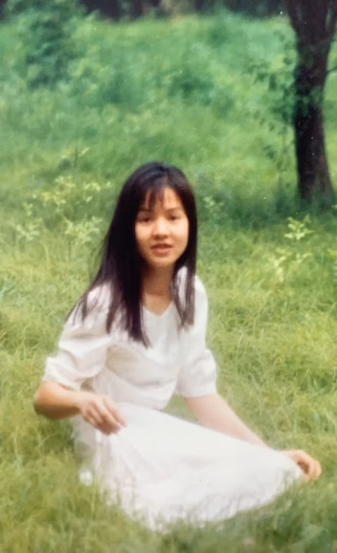 Phía dưới khoảnh khắc này, không chỉ cư dân mạng mà nhiều người nổi tiếng cũng để lại bình luận trầm trồ trước nhan sắc của nữ giám đốc VFC.