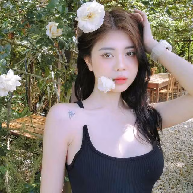 Trang Banana quyết tâm theo đuổi đam mê sang con đường sự nghiệp hoàn toàn khác với chuyên ngành được đào tạo trên ghế nhà trường.