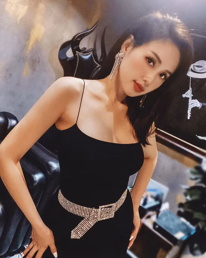 Sau khi yên bề gia thất, Tâm Tít ành phần lớn thời gian để chăm sóc cho gia đình nhỏ và tập trung kinh doanh làm đẹp.