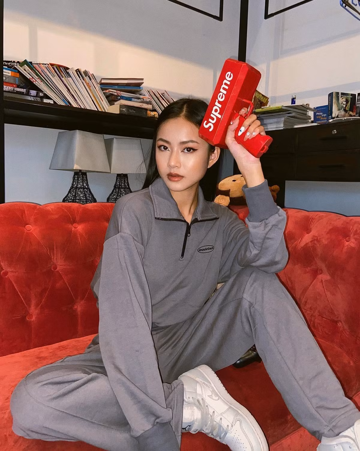Để theo đuổi được nghề người mẫu và làm nghệ thuật Maytracyy khởi đầu với những khó khăn đến từ gia đình.
