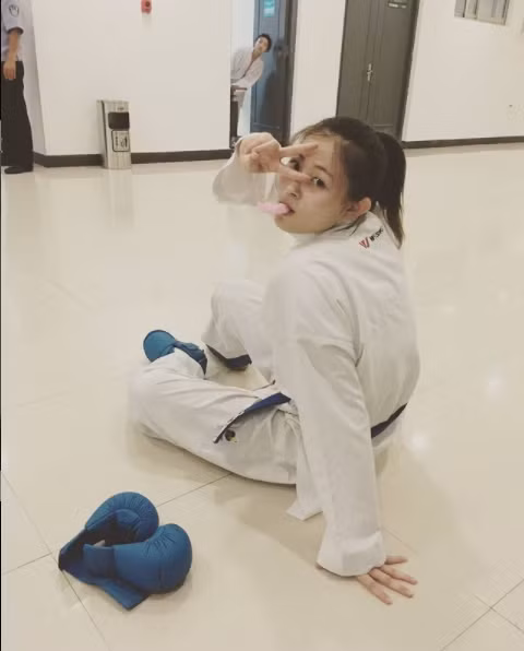 Trở thành VĐV Karate, Gong Li ngay lập tức gặt hái được thành công lớn