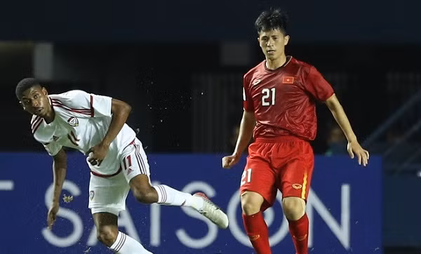 Sai lam cua Bui Tien Dung, U23 Viet Nam ve que an Tet-Hinh-14