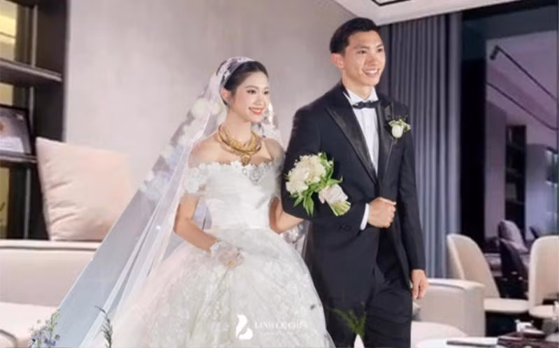Theo tìm hiểu, trung tâm tiệc cưới sang trọng tại Hà Nội mà Doãn Hải My và Đoàn Văn Hậu lựa chọn với sức chứa khoảng hơn 1000 khách.