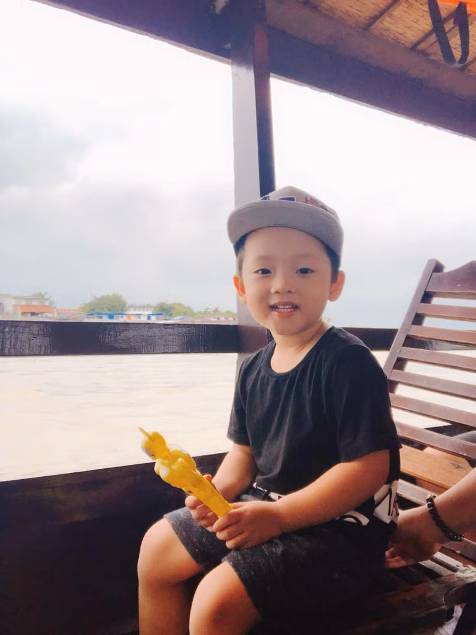 Để có một Khoai Tây như ngày hôm nay, ngoài biết cách nuôi dạy con khéo léo, Ly Kute còn rất chịu đầu tư cả tinh thần lẫn vật chất cho quý tử.