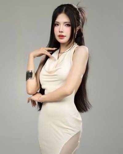 Bất cứ khi nào xuất hiện, hay “lên đồ” ở một sự kiện nào đó thì Mai Dora đều dễ dàng tạo tương tác “khủng”.
