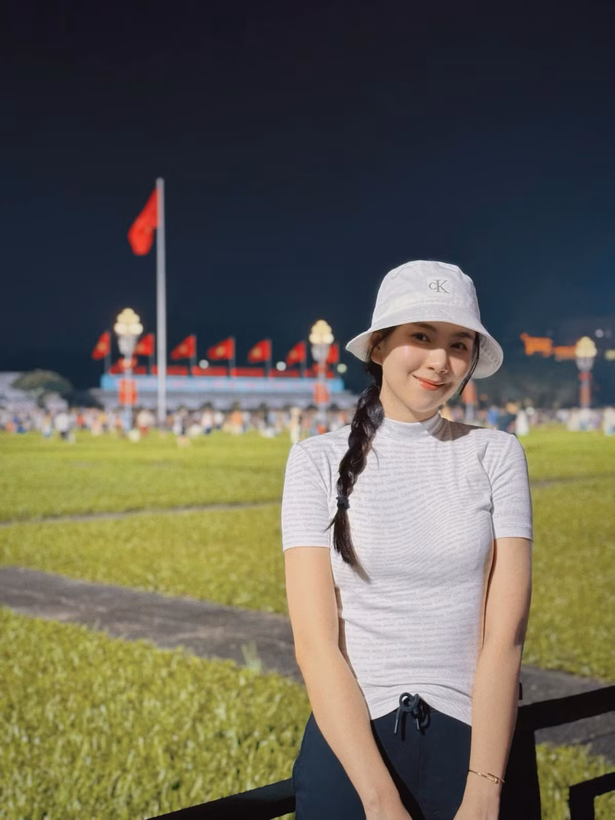 Bên cạnh đó, Mai Ngọc cũng khẳng định ước mơ, công việc và gia đình là những điều mình trân trọng nhất trong cuộc sống vì đó là những thứ luôn ở cạnh mình.