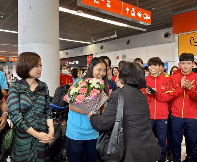 Bao Anh danh gia gi ve co hoi tuyen nu Viet Nam tai World Cup?-Hinh-2