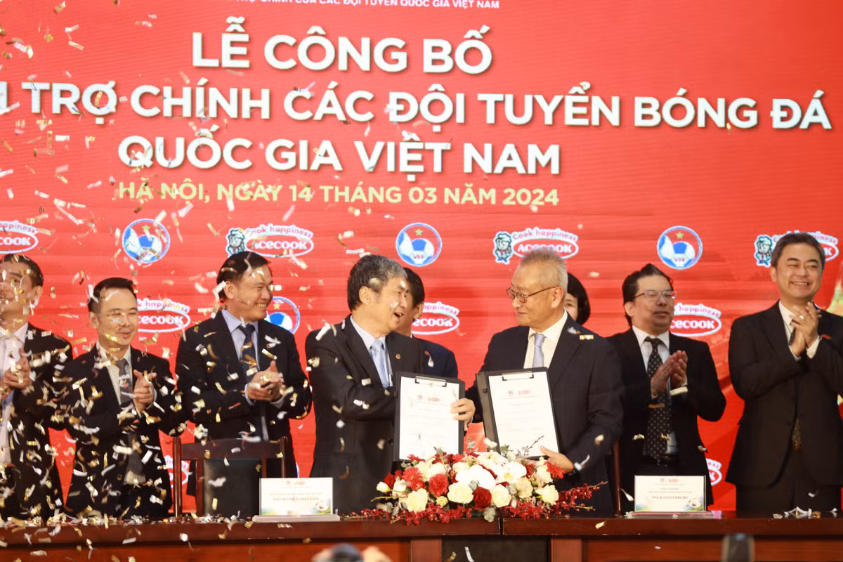 Doi tuyen Viet Nam nhan them dong luc truoc vong loai World Cup 2026