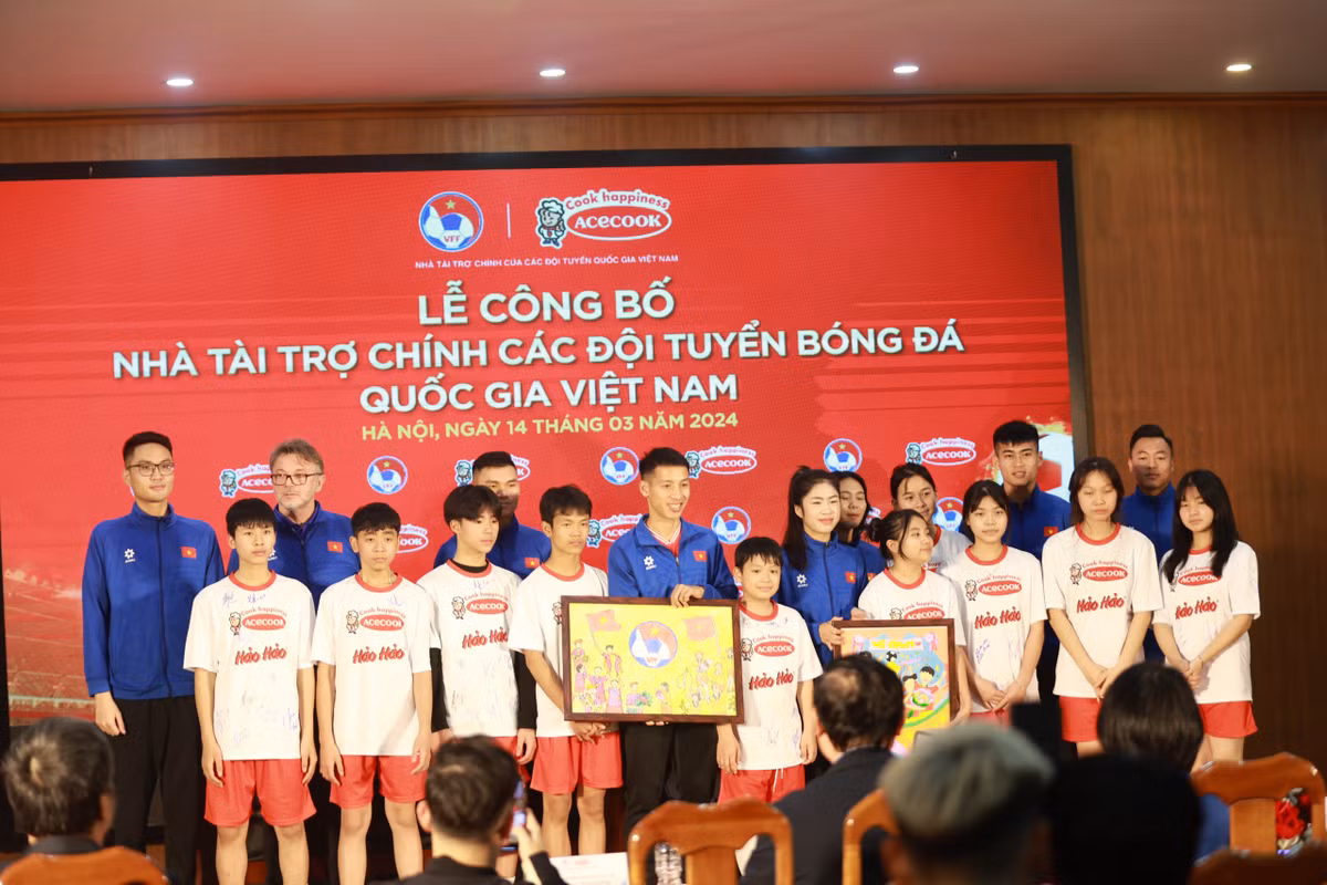 Doi tuyen Viet Nam nhan them dong luc truoc vong loai World Cup 2026-Hinh-2
