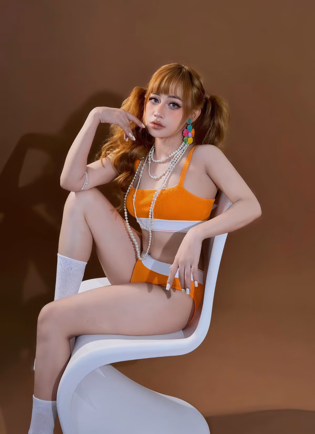 Giống như nhiều trường hợp chuyển giới khác, hành trình tìm về bản ngã của Lê Diên không hề dễ dàng. Cô nàng nhận ra giới tính thật của mình từ khi còn rất nhỏ nhưng vì rào cản gia đình, xã hội, cô không dám sống thật với chính mình.