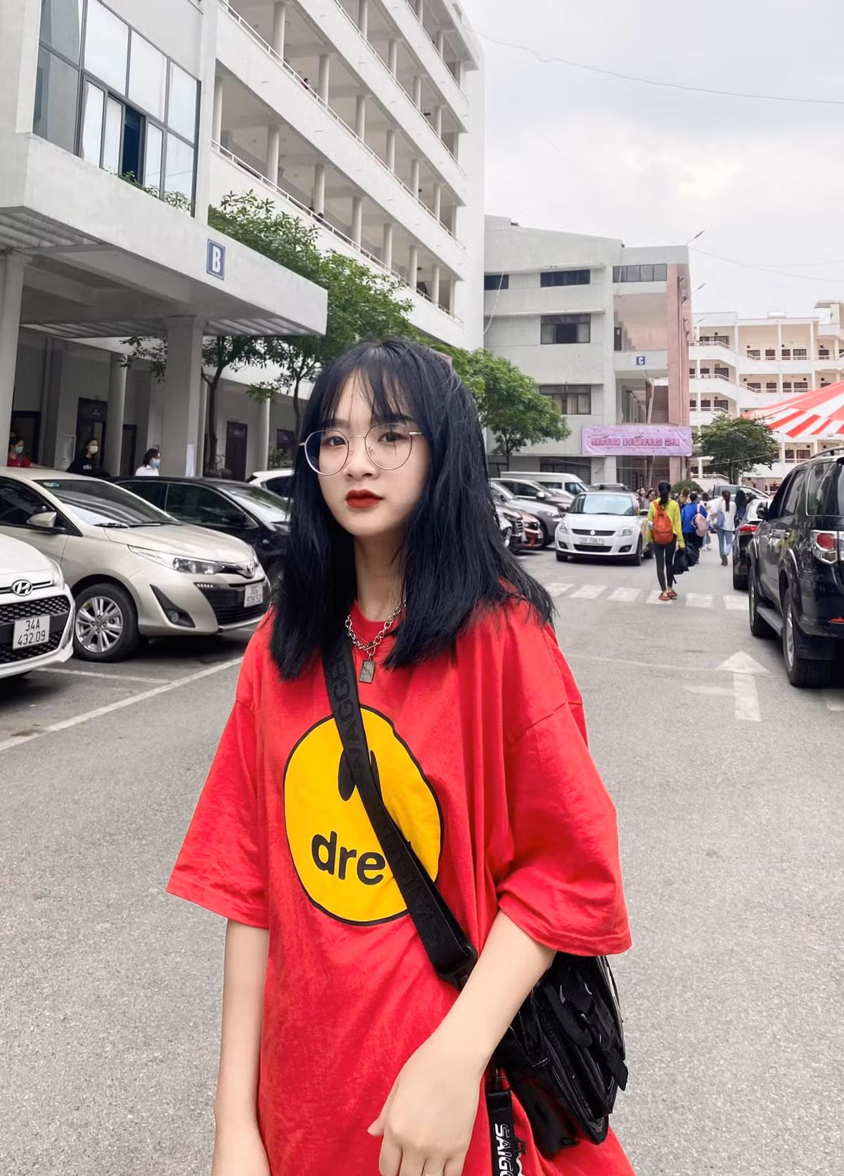 Dù không còn hoạt động năng nổ trên mạng xã hội như xưa nhưng Gấm Kami vẫn đang nỗ lực chứng minh thành quả lao động của mình.
