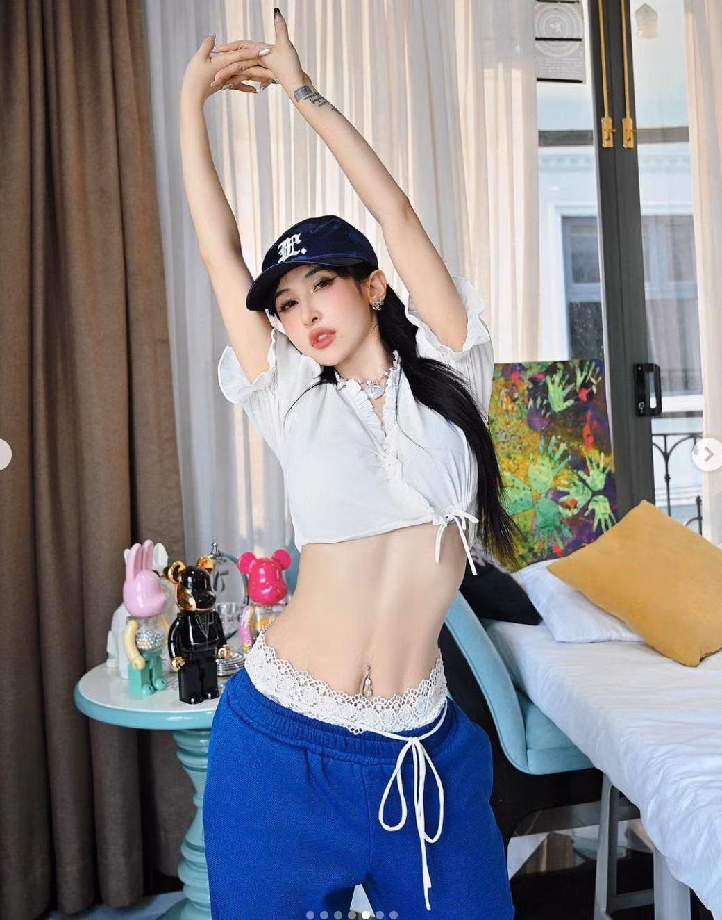 Mới đây, trên trang cá nhân, Mina Phạm tiếp tục nhận về nhiều lượt like cũng như bình luận có cánh của cộng đồng mạng dành cho hình ảnh bản thân.