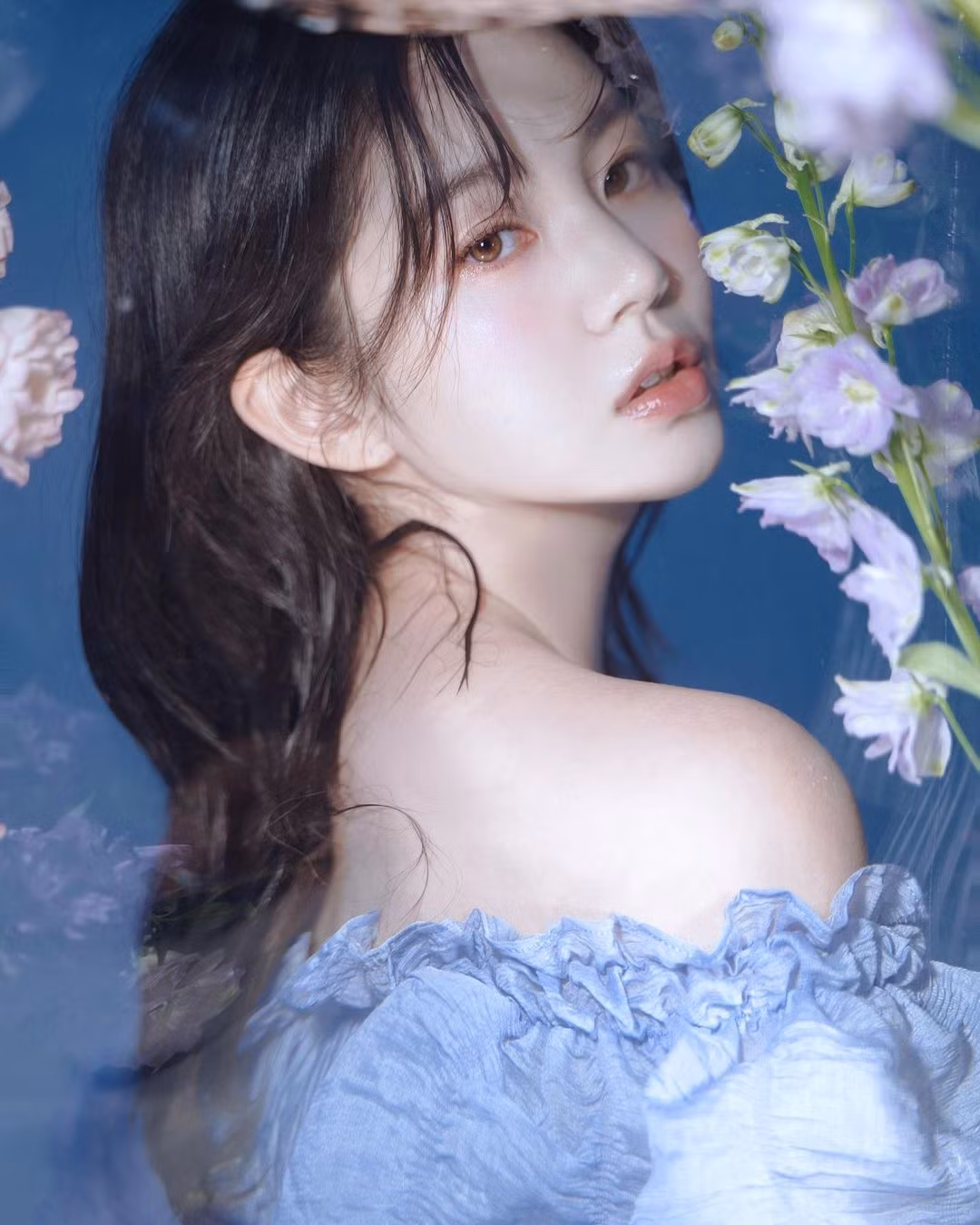 Rock Cha Eun có thời gian cô là phát thanh viên. Bên cạnh đó, hot girl Hàn Quốc này từng tốt nghiệp khoa Piano của Đại học Nữ sinh Dongduk.