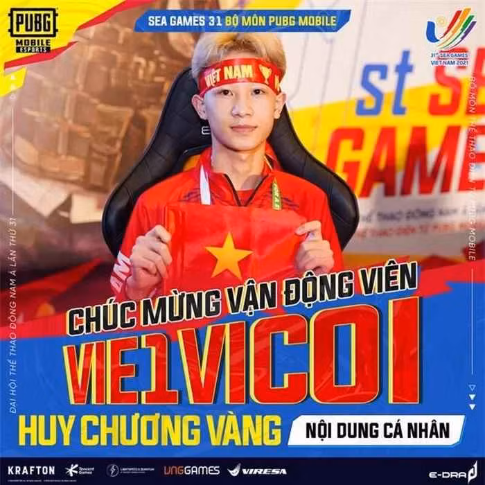 Đáng chú ý, tại SEA Games 31 được tổ chức ở quê nhà, Văn Đông đã mang về tấm huy chương vàng ở nội dung thi đấu cá nhân cho đội tuyển PUBG Mobile Việt Nam.