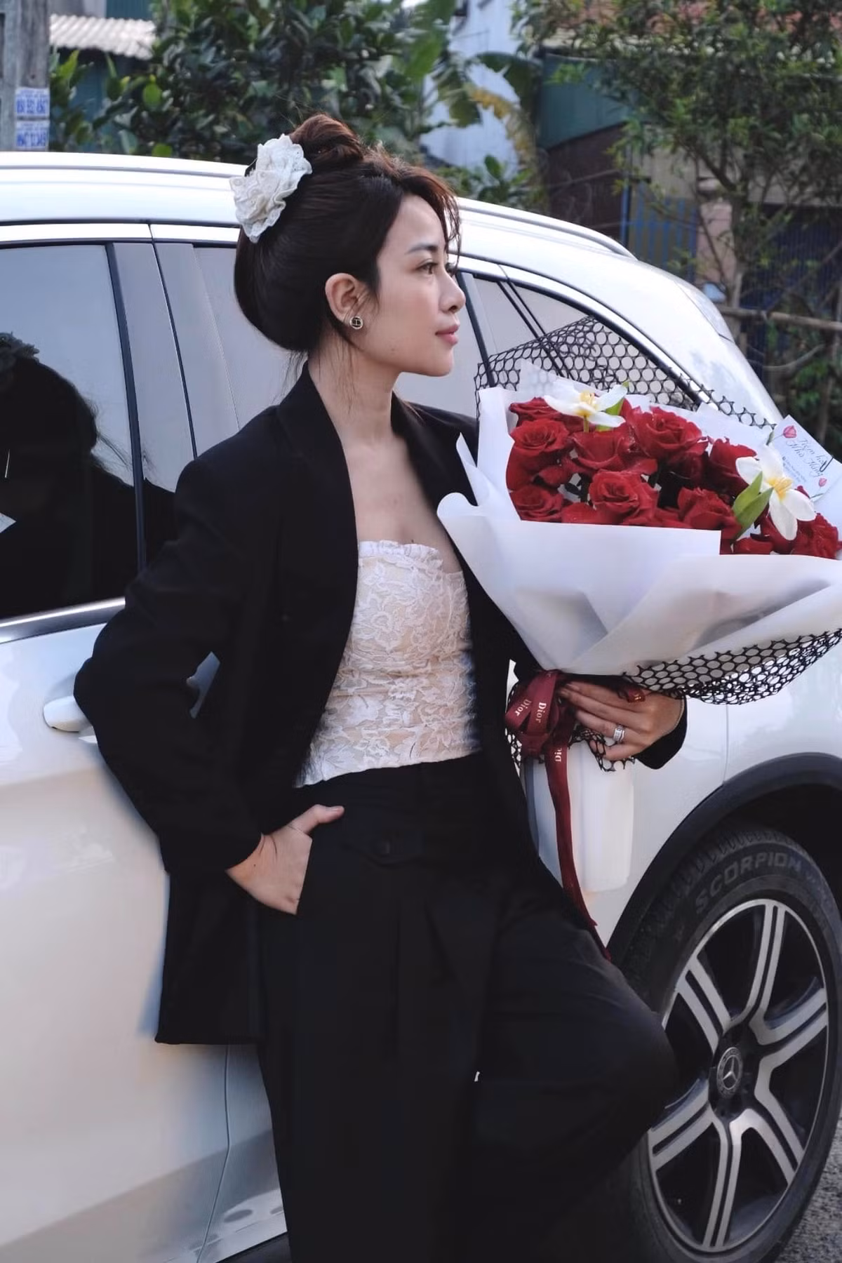 Là một trong những nàng WAG từng nổi đình đám thời điểm 2019-2020 cùng U23 Việt Nam, Võ Nhật Linh - bà xã tiền vệ Phan Văn Đức có những thay đổi đáng kể về cả ngoại hình và phong thái trong 5 năm qua.