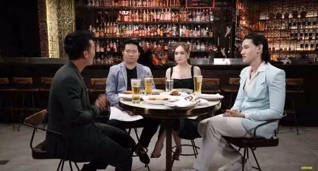 Ngoài dàn giám khảo "máu mặt", The Next Gentleman - Quý Ông Hoàn Mỹ có sự xuất hiện của các khách mời là những gương mặt rất quen thuộc với netizen như BTV Ngọc Trinh, Ngọc Thanh Tâm hay vợ chồng đại gia Nguyễn Quốc Vũ - Đoàn Di Băng.