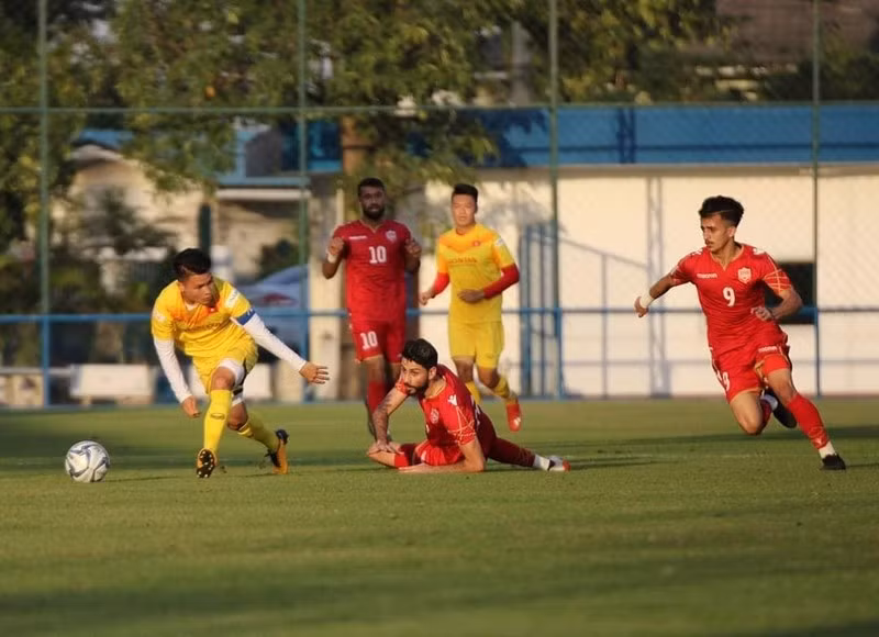 Mo man 2020 bang tran thua, U23 Viet Nam nen vui hay buon?