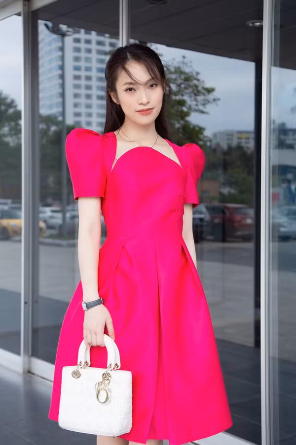 Đặc biệt, Khánh Vy cũng rất ấn tượng với người tin vào luật nhân quả.