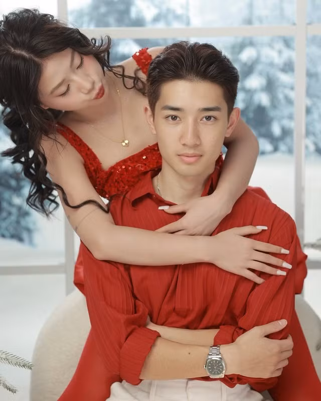 Mới đây, trong một livestream chia sẻ cùng người hâm mộ, cựu VĐV TDDC Phạm Như Phương (hay còn được biết đến với cái tên Louis Phạm) đã nhận về nhiều câu hỏi xoay quanh chuyện tình cảm của cô và bạn trai Việt kiều.