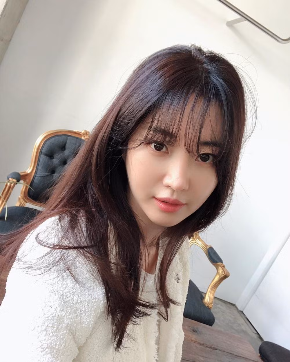 Kim Sa Rang năm 1978 và đoạt được danh hiệu Hoa hậu Hàn Quốc năm 2000.